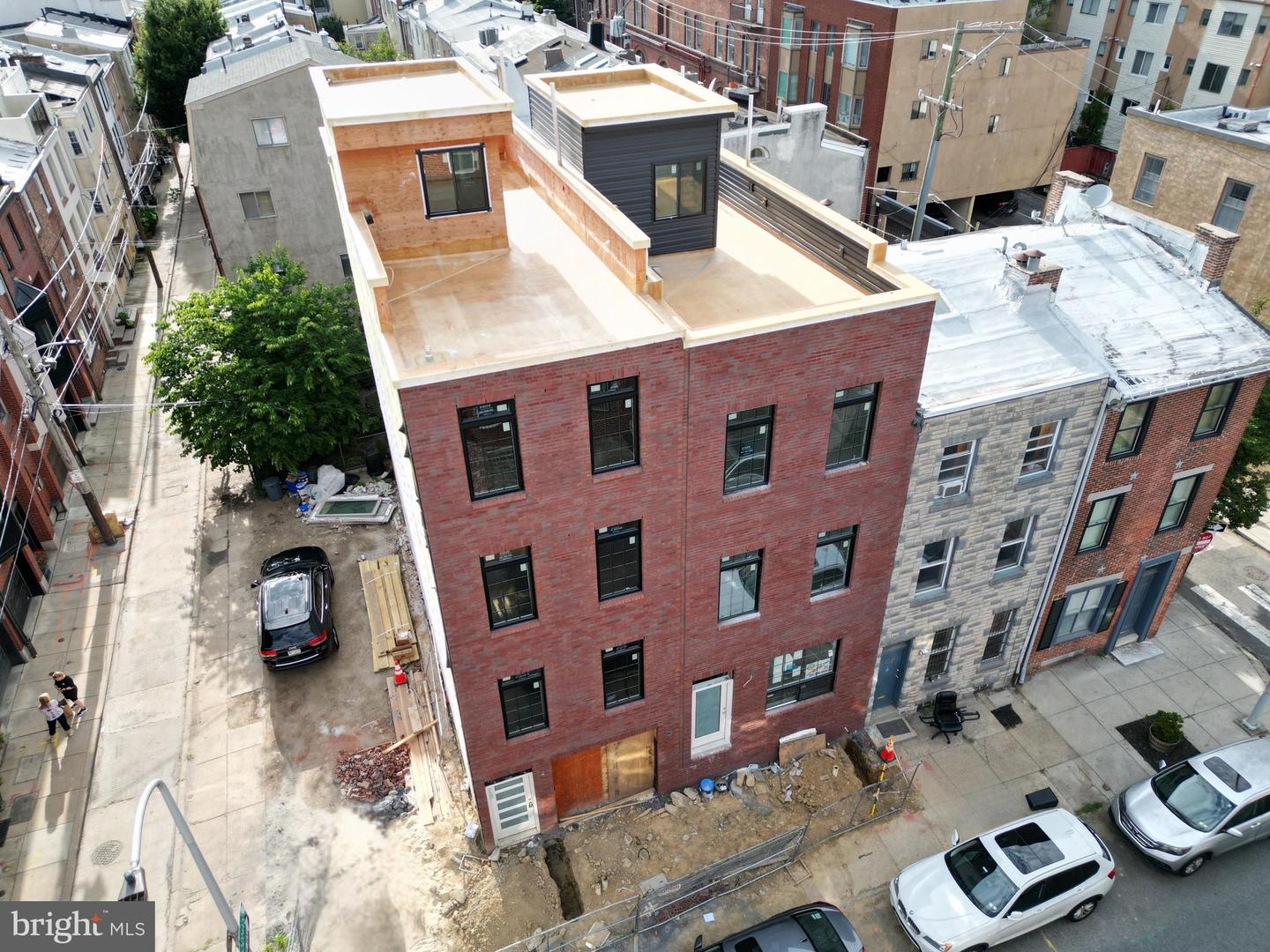 522 S 17th St