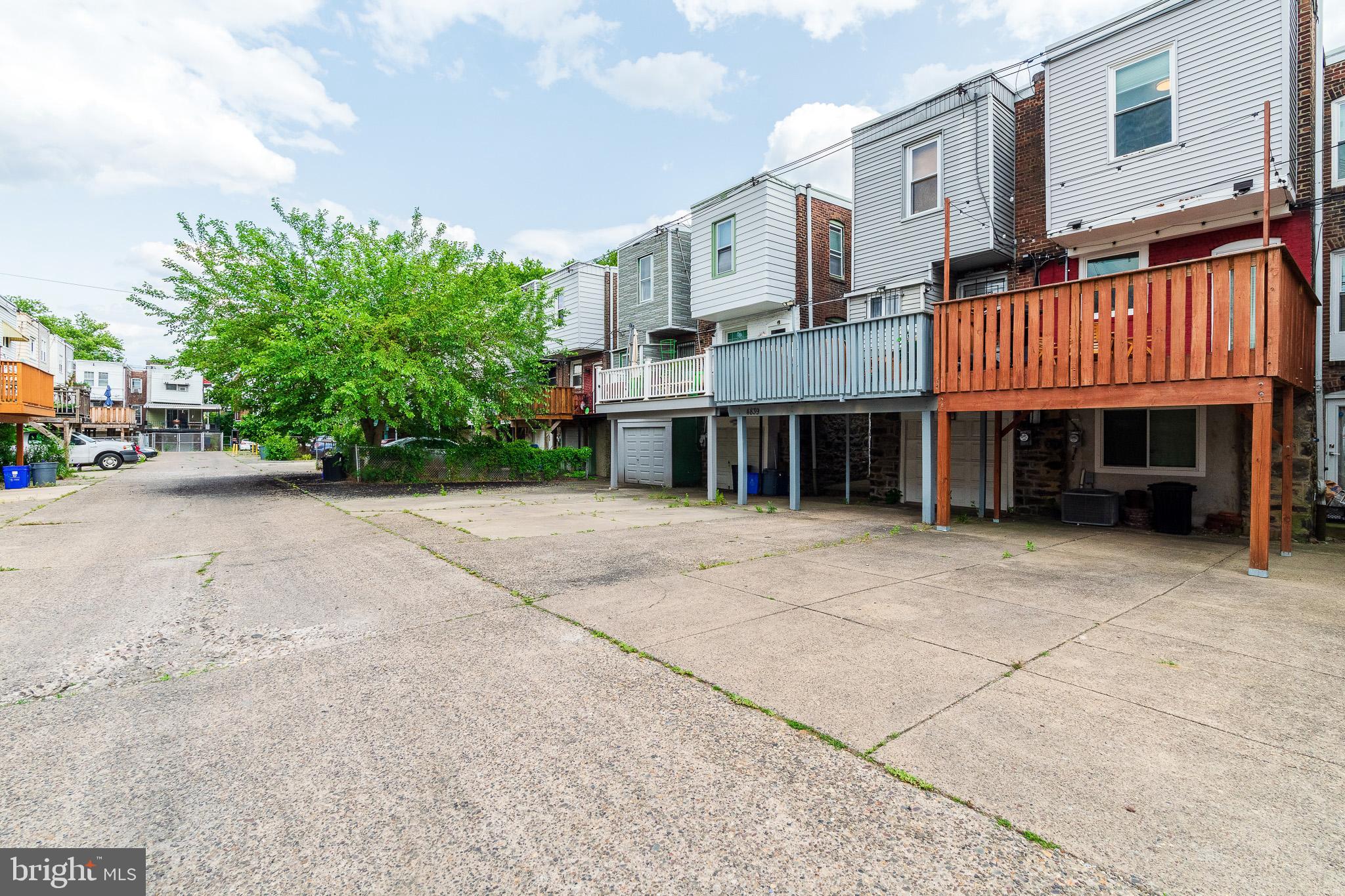 4841 Larchwood Ave