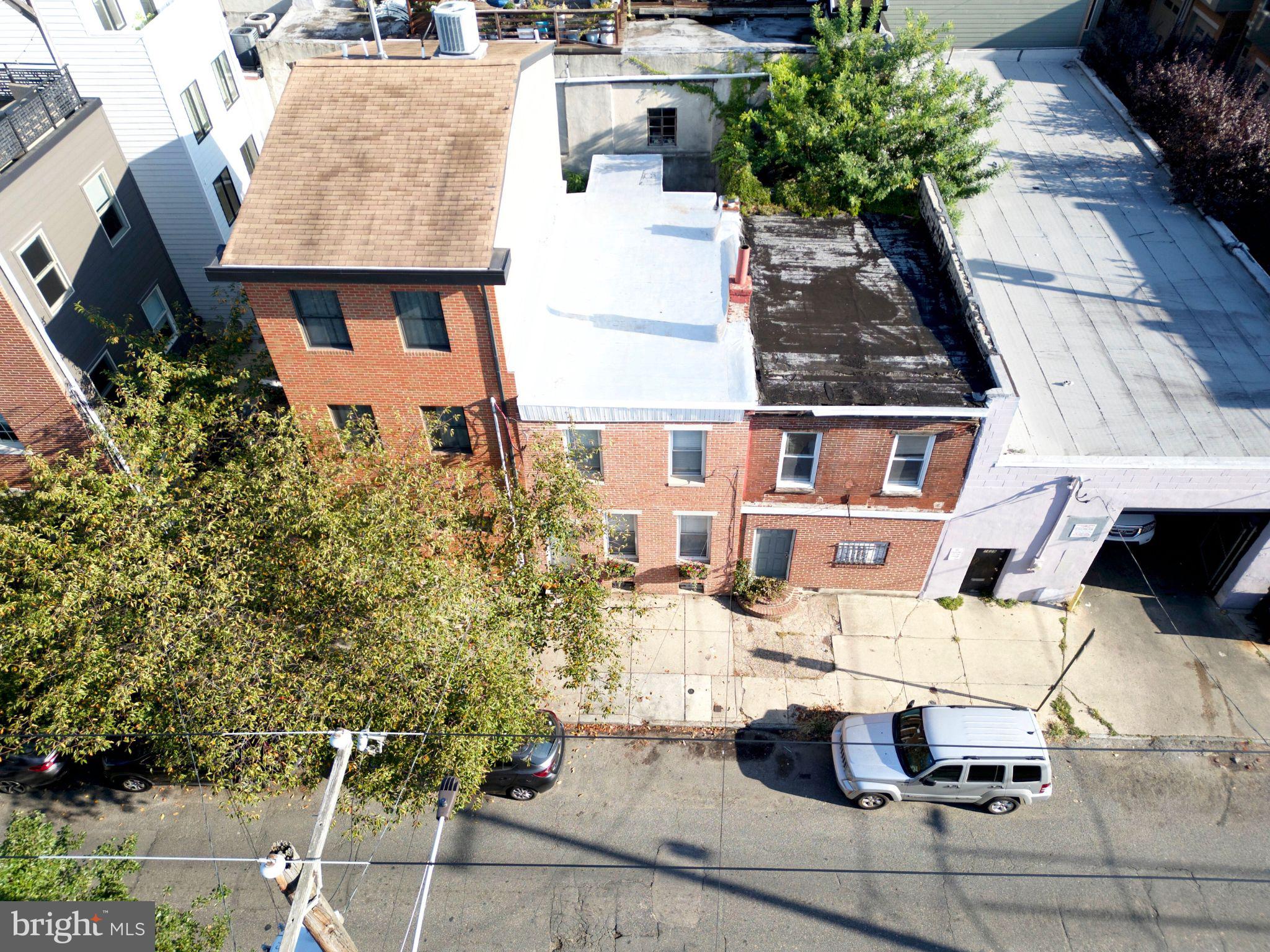 1635 Catharine St