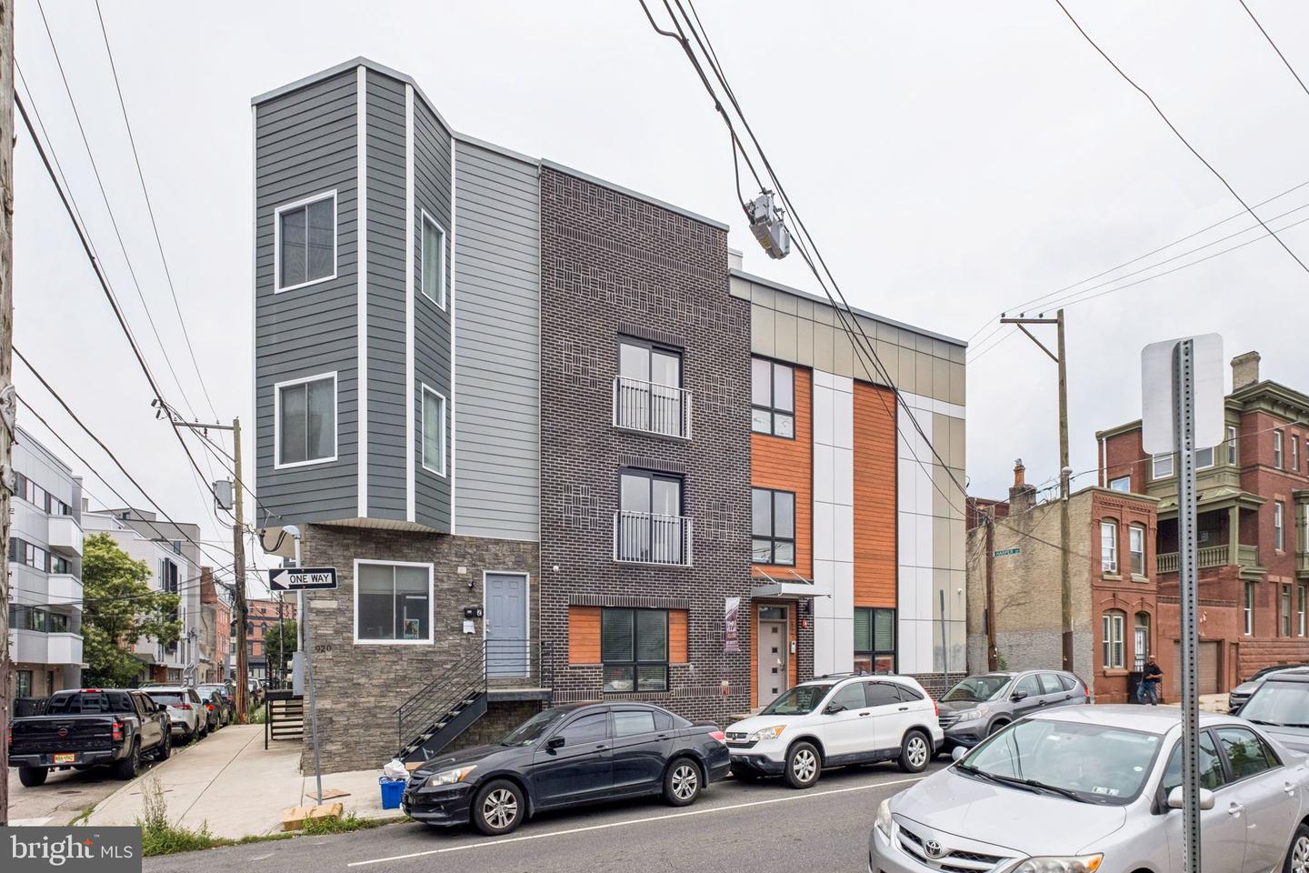 922-26 N 17th St
