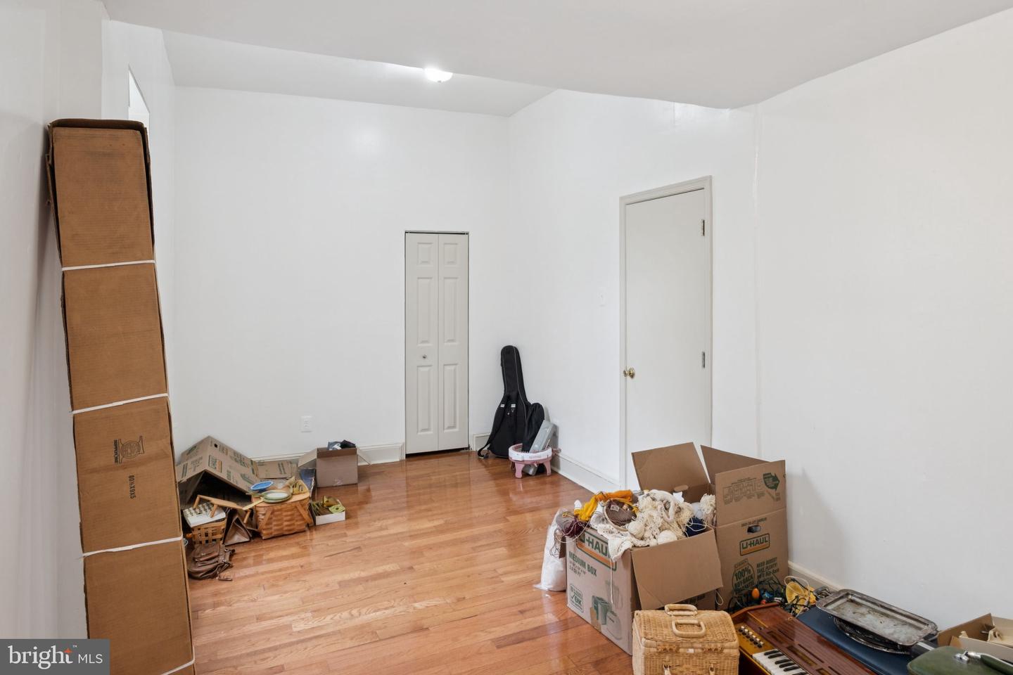 4712 Woodland Ave