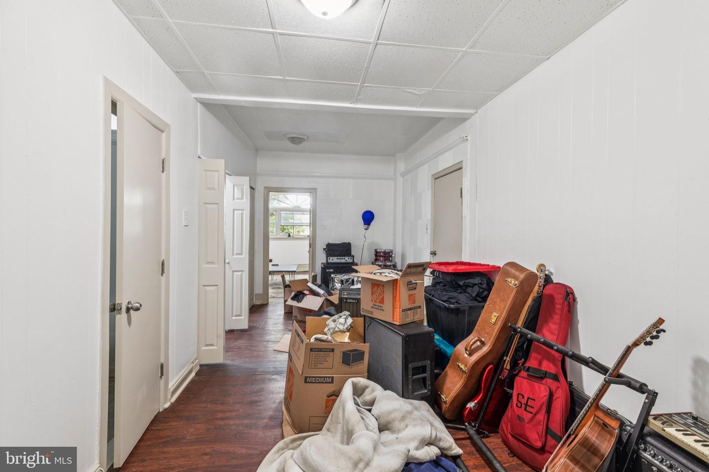 4712 Woodland Ave
