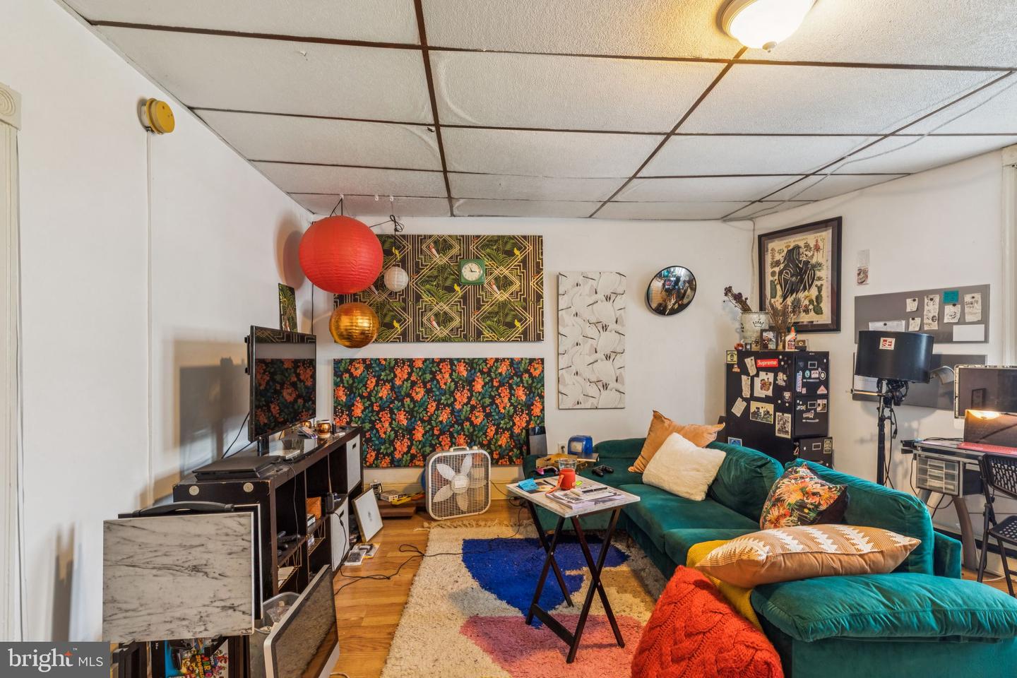4712 Woodland Ave