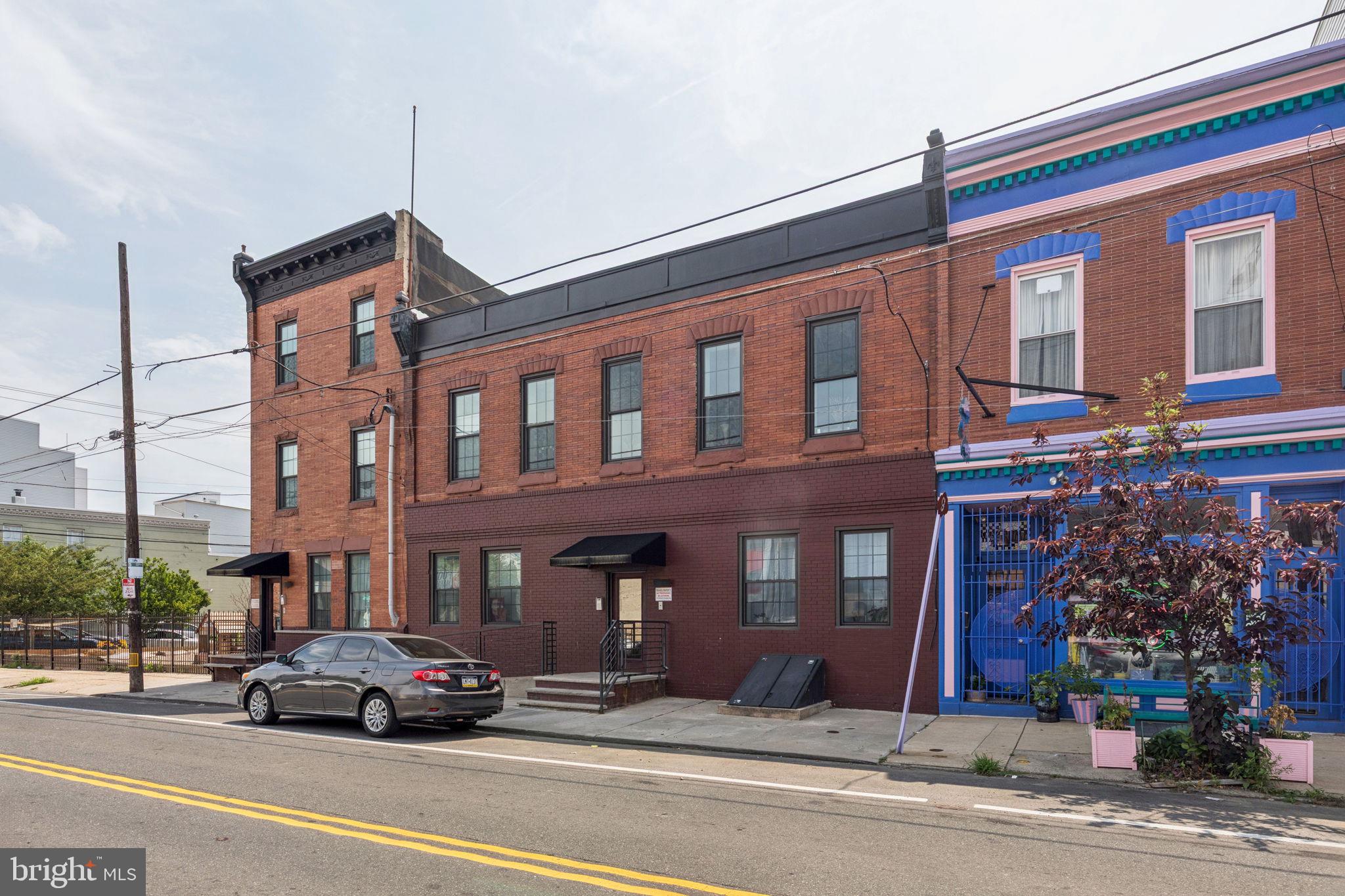 2529 FRANKFORD AVE #3