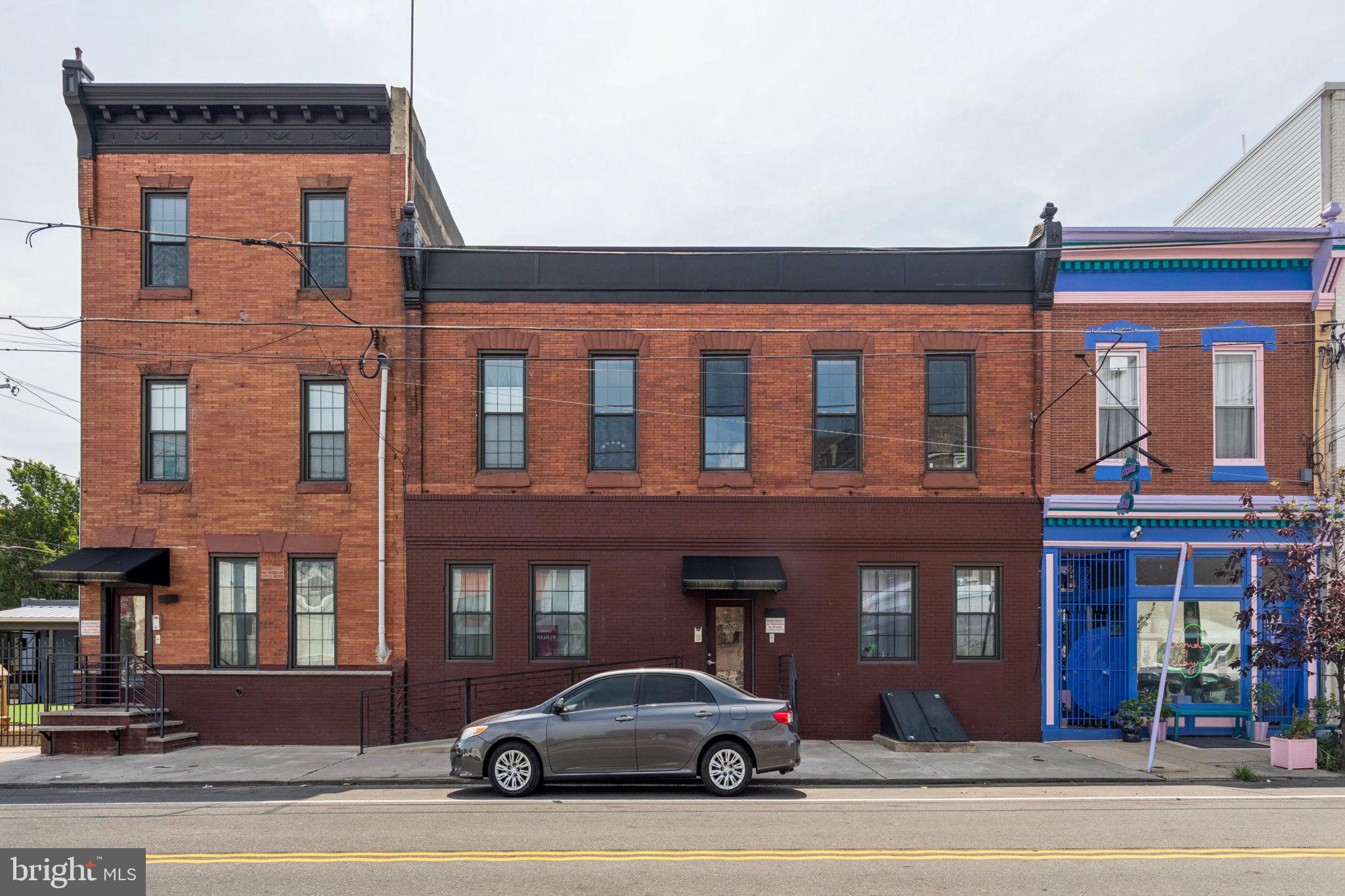 2529 FRANKFORD AVE #3