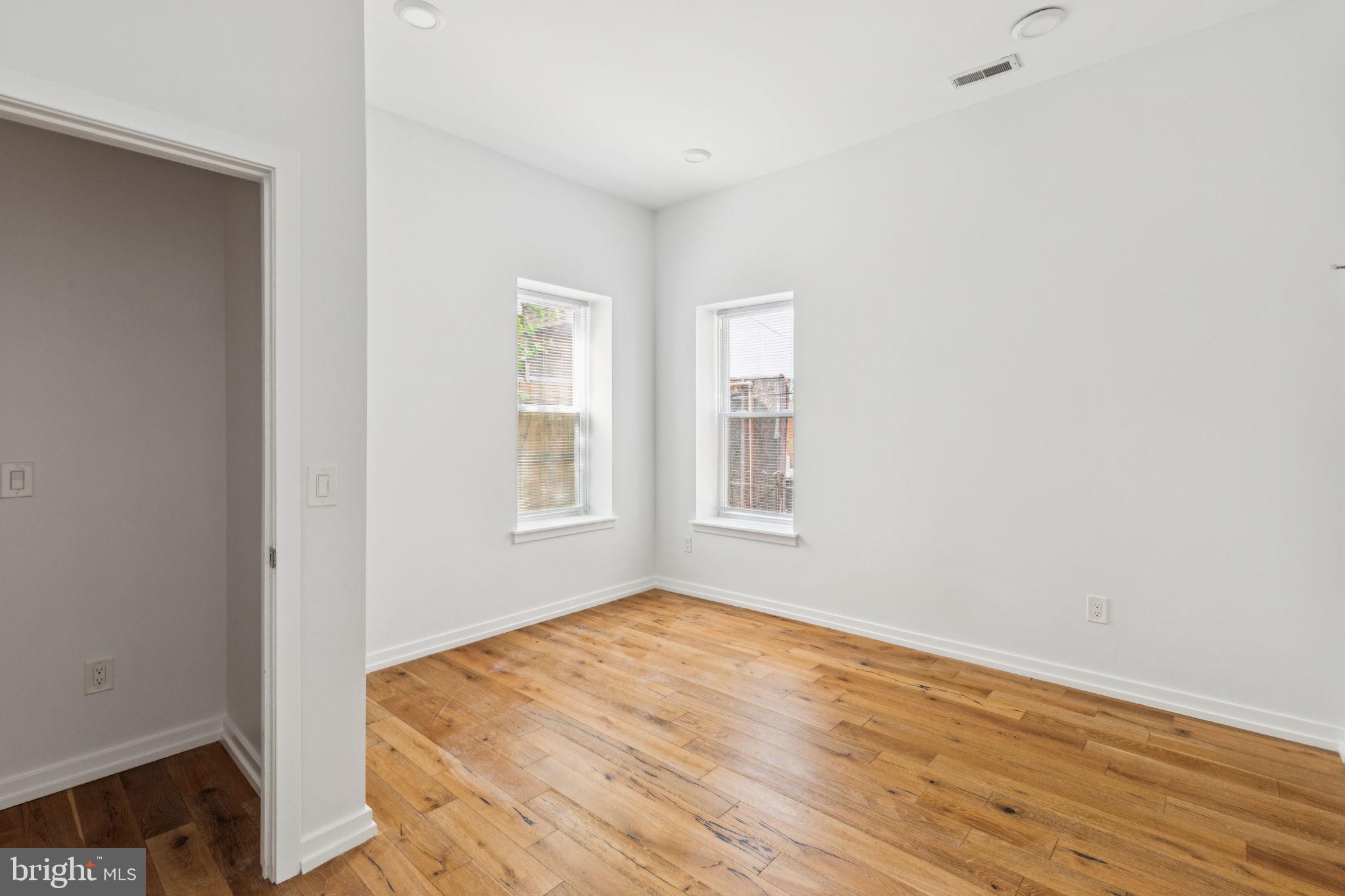 2529 FRANKFORD AVE #3
