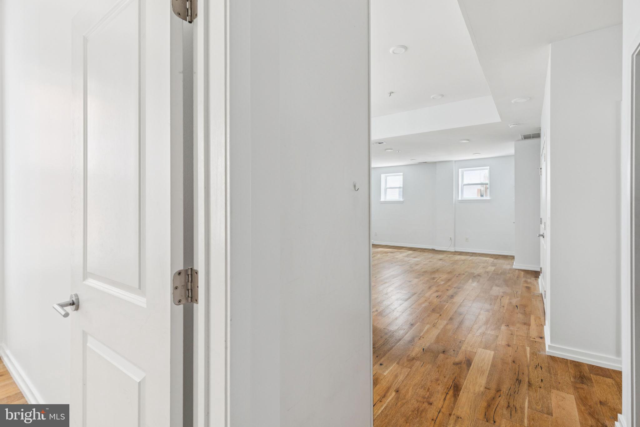 2529 FRANKFORD AVE #3
