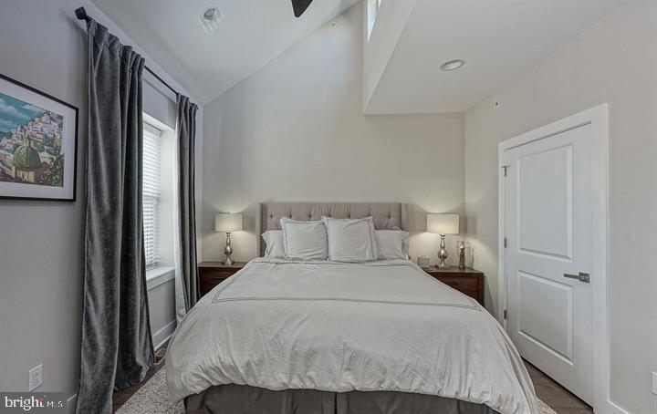 2514 FRANKFORD AVE #2