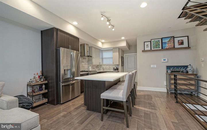 2514 FRANKFORD AVE #2