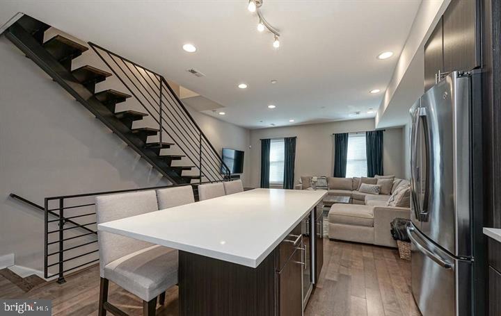 2514 FRANKFORD AVE #2
