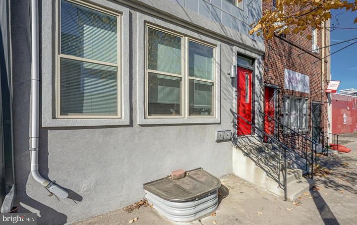 2514 FRANKFORD AVE #2