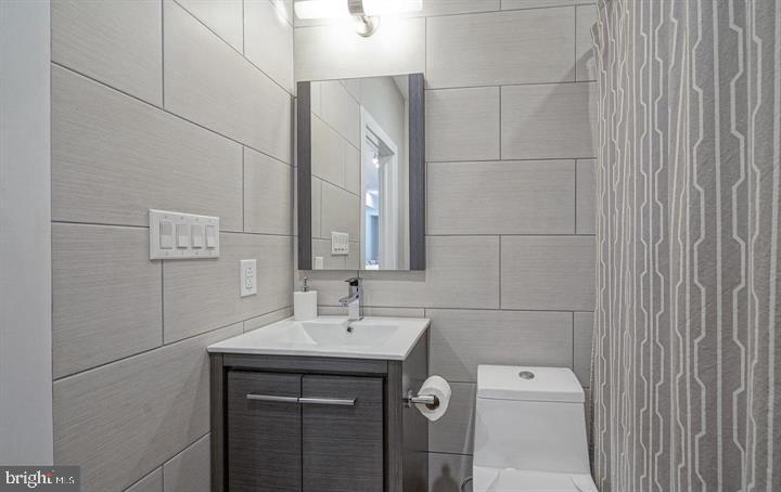 2514 FRANKFORD AVE #2