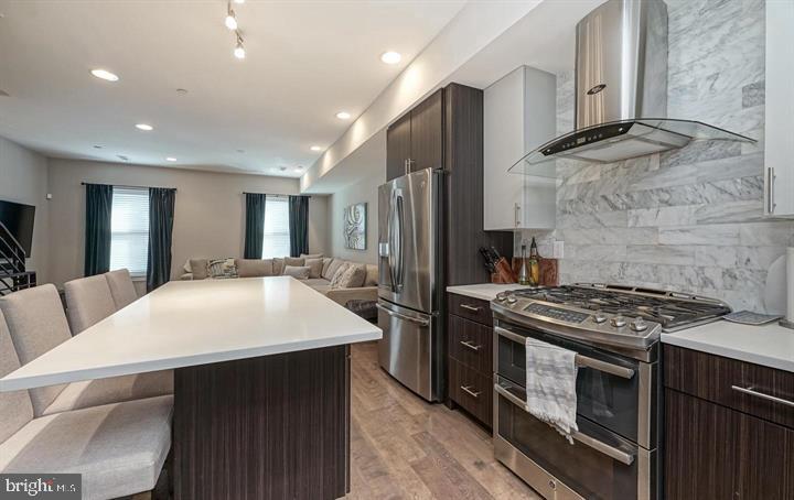 2514 FRANKFORD AVE #2