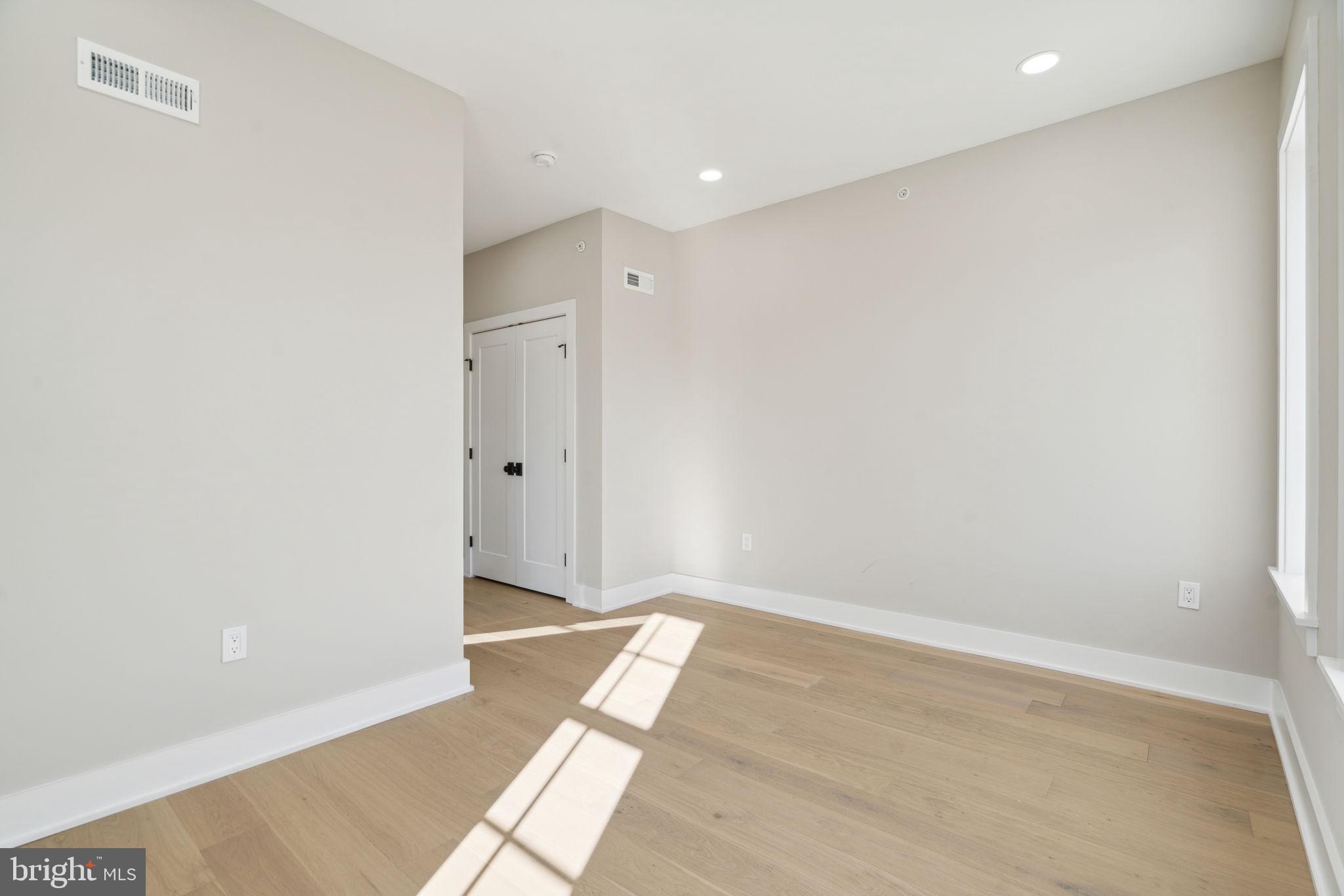 347A E GORGAS LANE