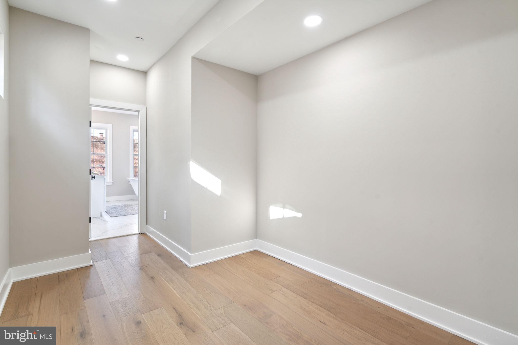 347A E GORGAS LANE