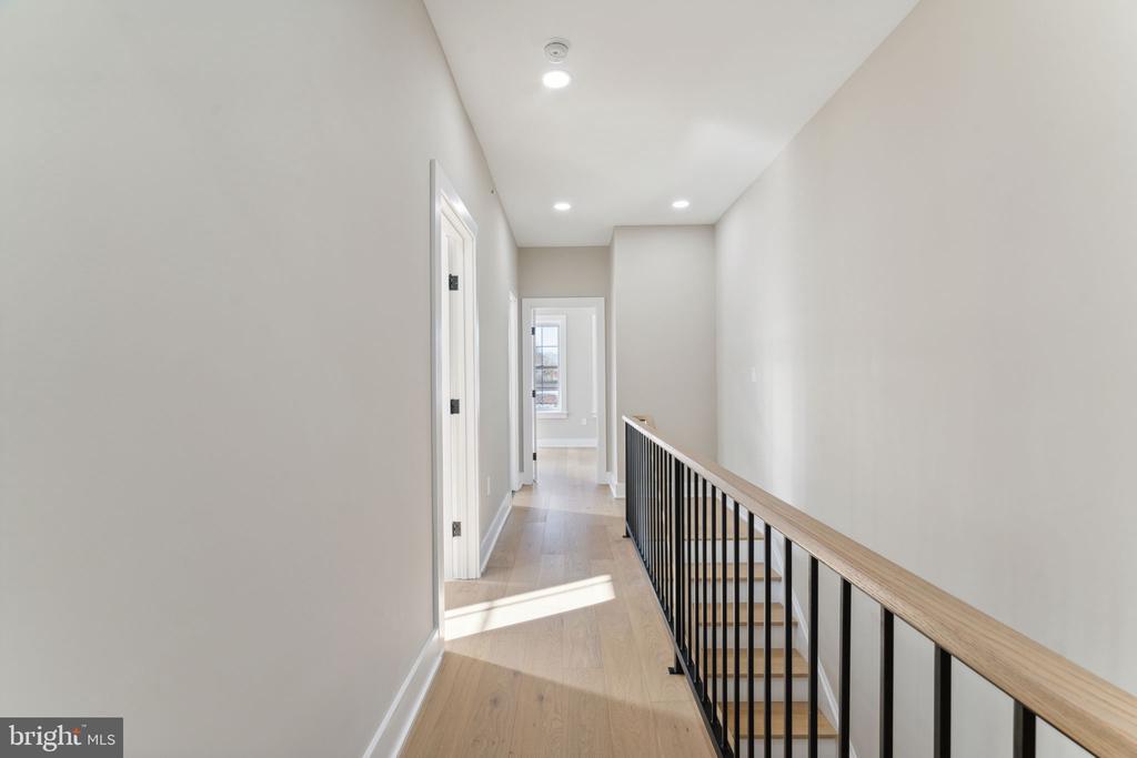 347A E GORGAS LANE
