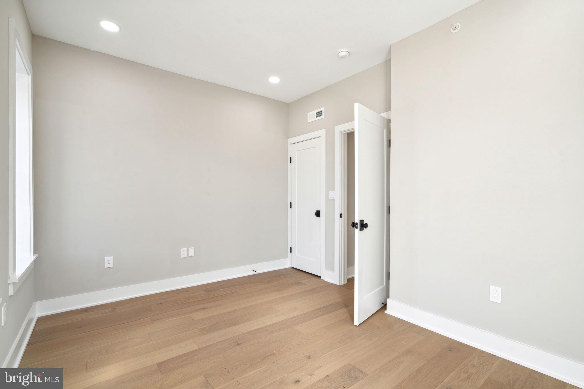347A E GORGAS LANE