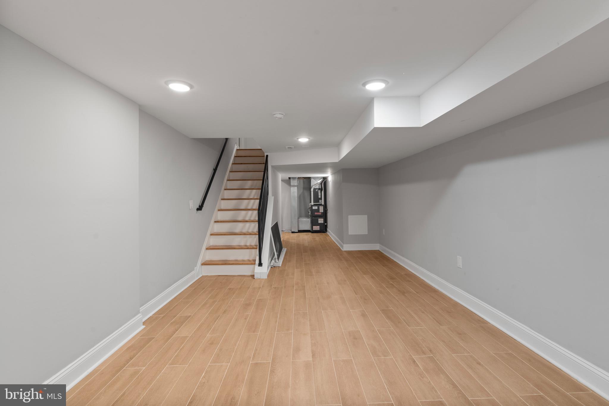 2434 KIMBALL STREET
