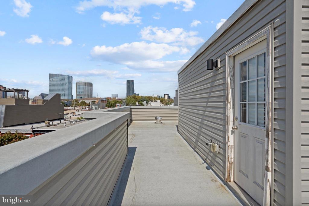 2434 KIMBALL STREET
