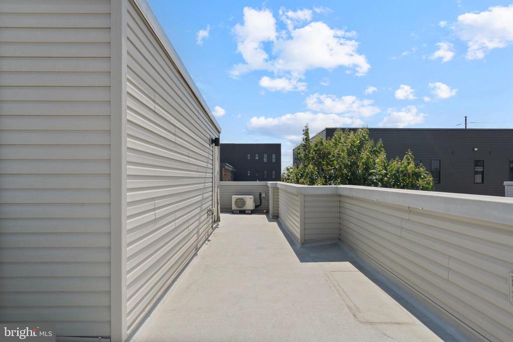 2434 KIMBALL STREET