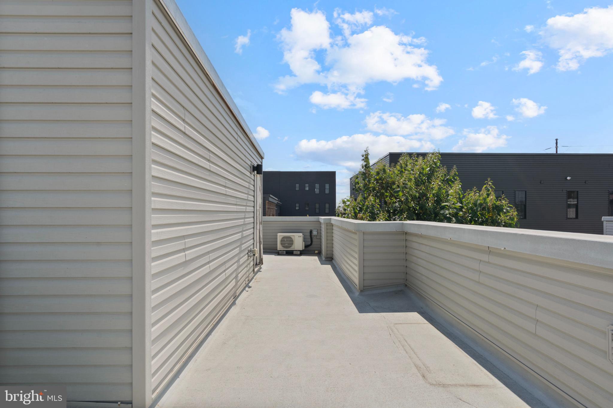 2434 KIMBALL STREET