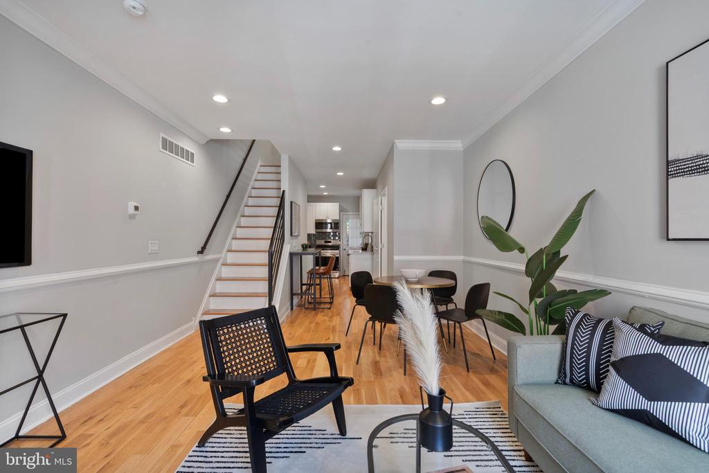 2434 KIMBALL STREET
