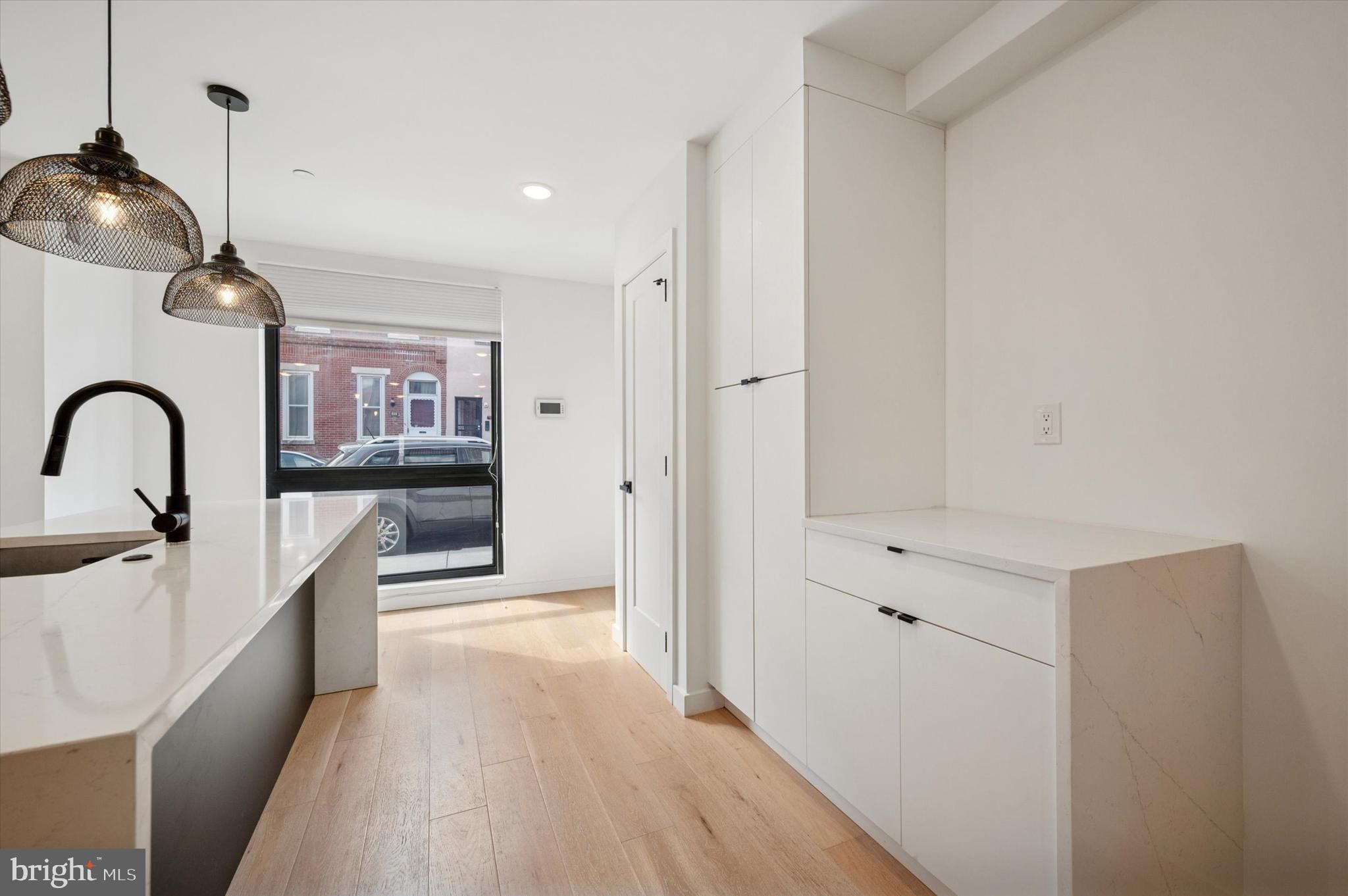 871 N 20TH STREET 1