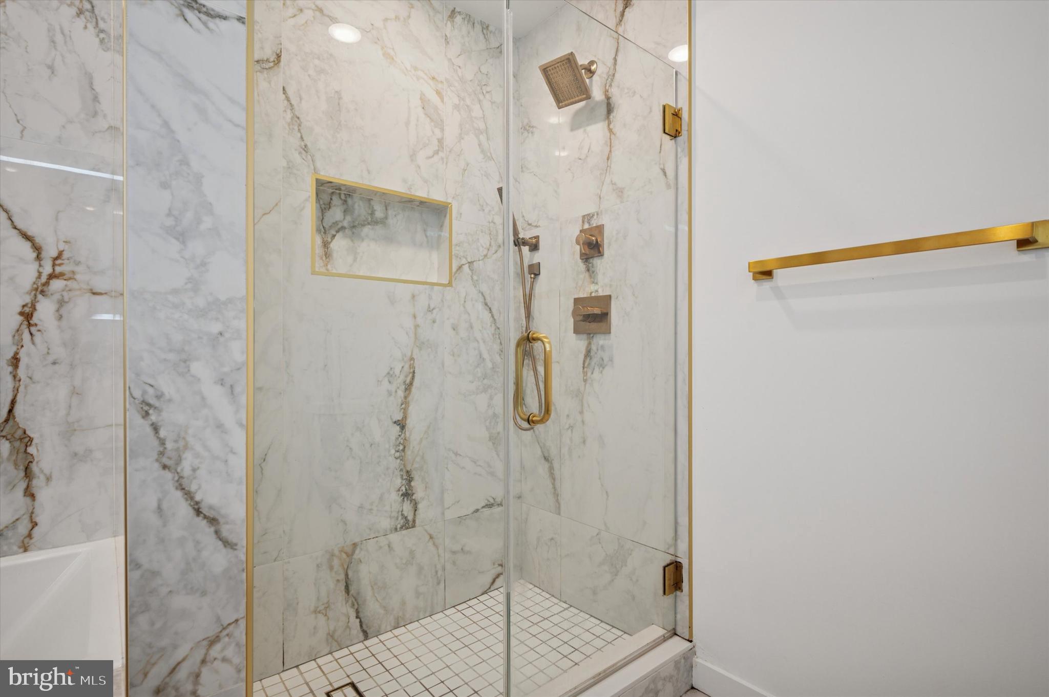871 N 20TH STREET 1