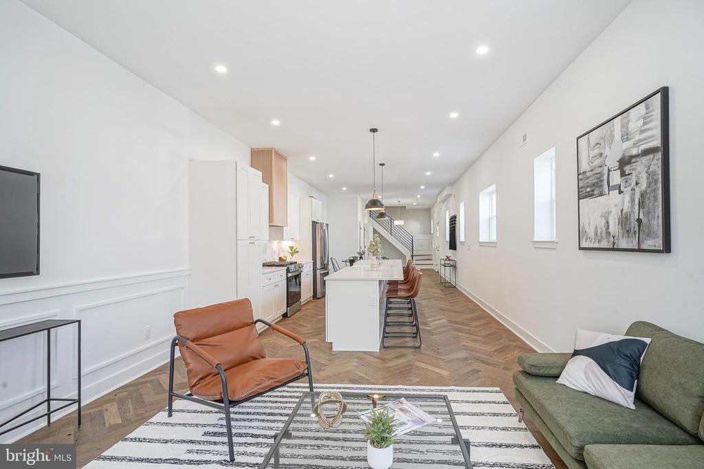 2300 S 6TH STREET