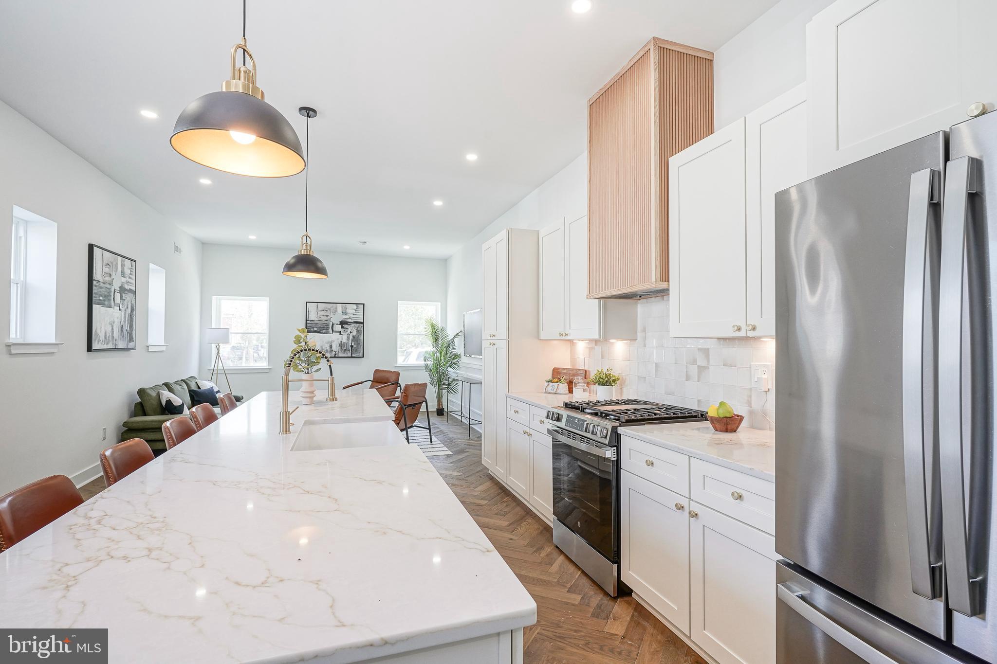 2300 S 6TH STREET