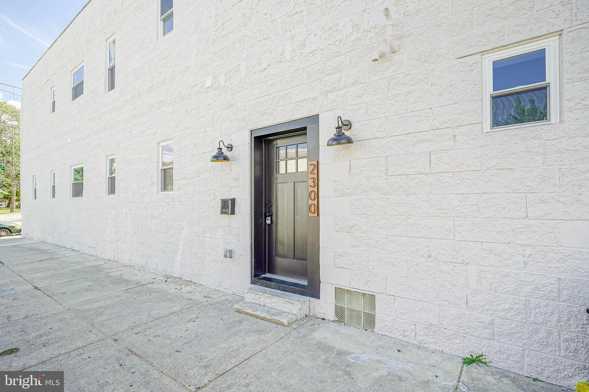 2300 S 6TH STREET