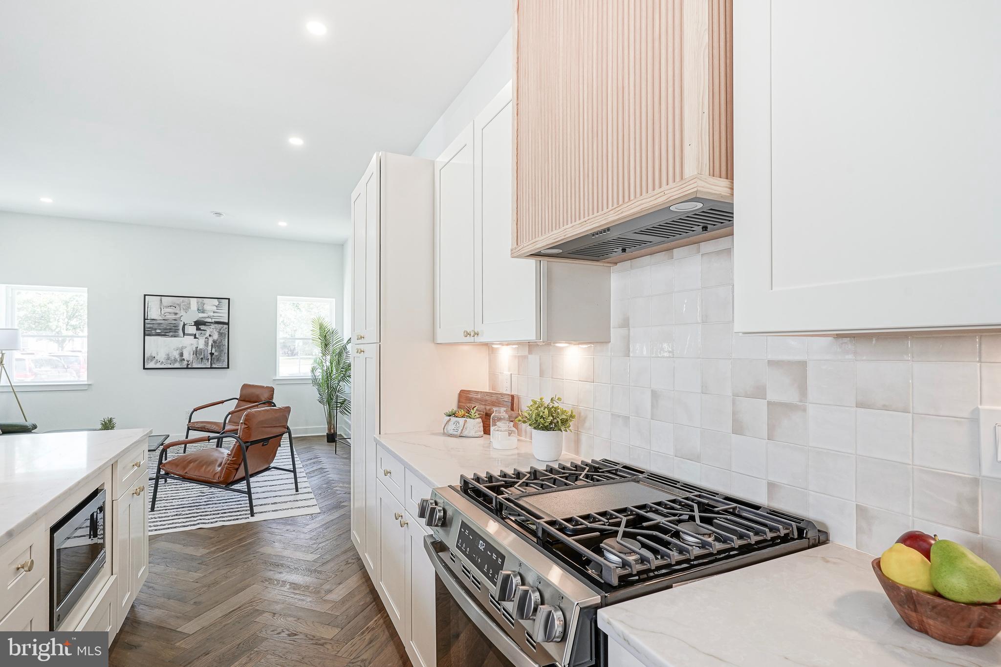 2300 S 6TH STREET