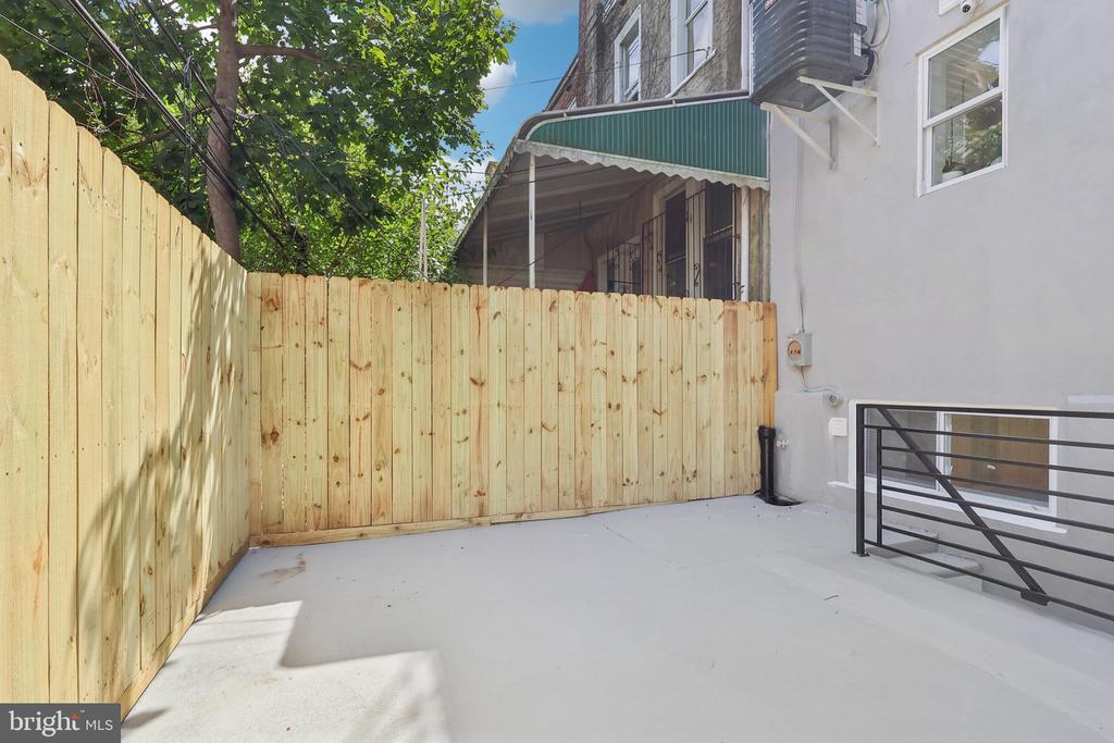 1953 S ITHAN STREET