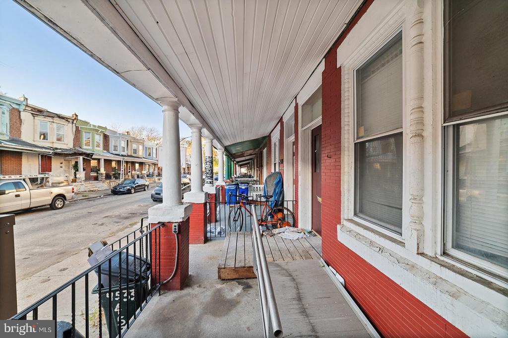 4533 N 17TH STREET