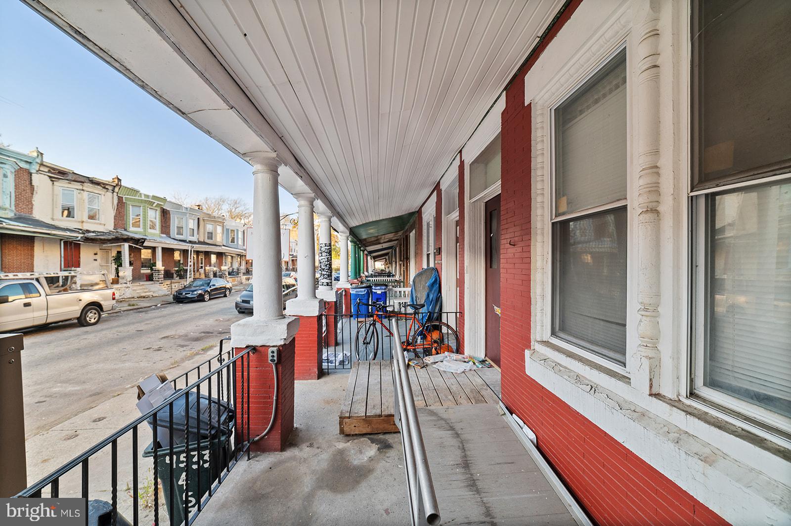 4533 N 17TH STREET