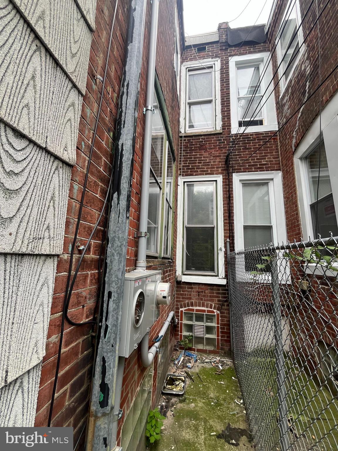 4162 N 8TH STREET