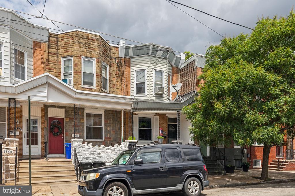 3164 CEDAR STREET