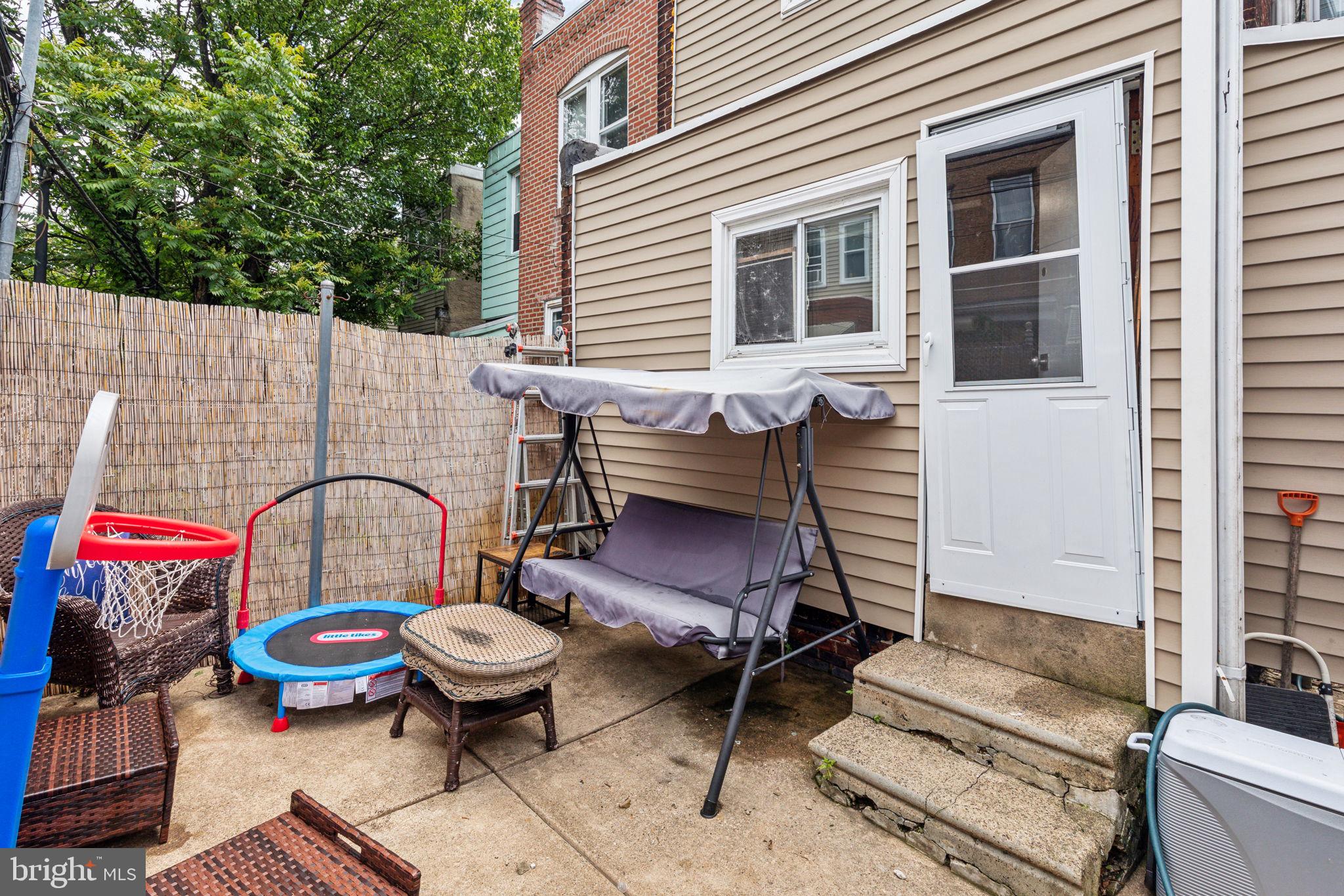 3164 CEDAR STREET