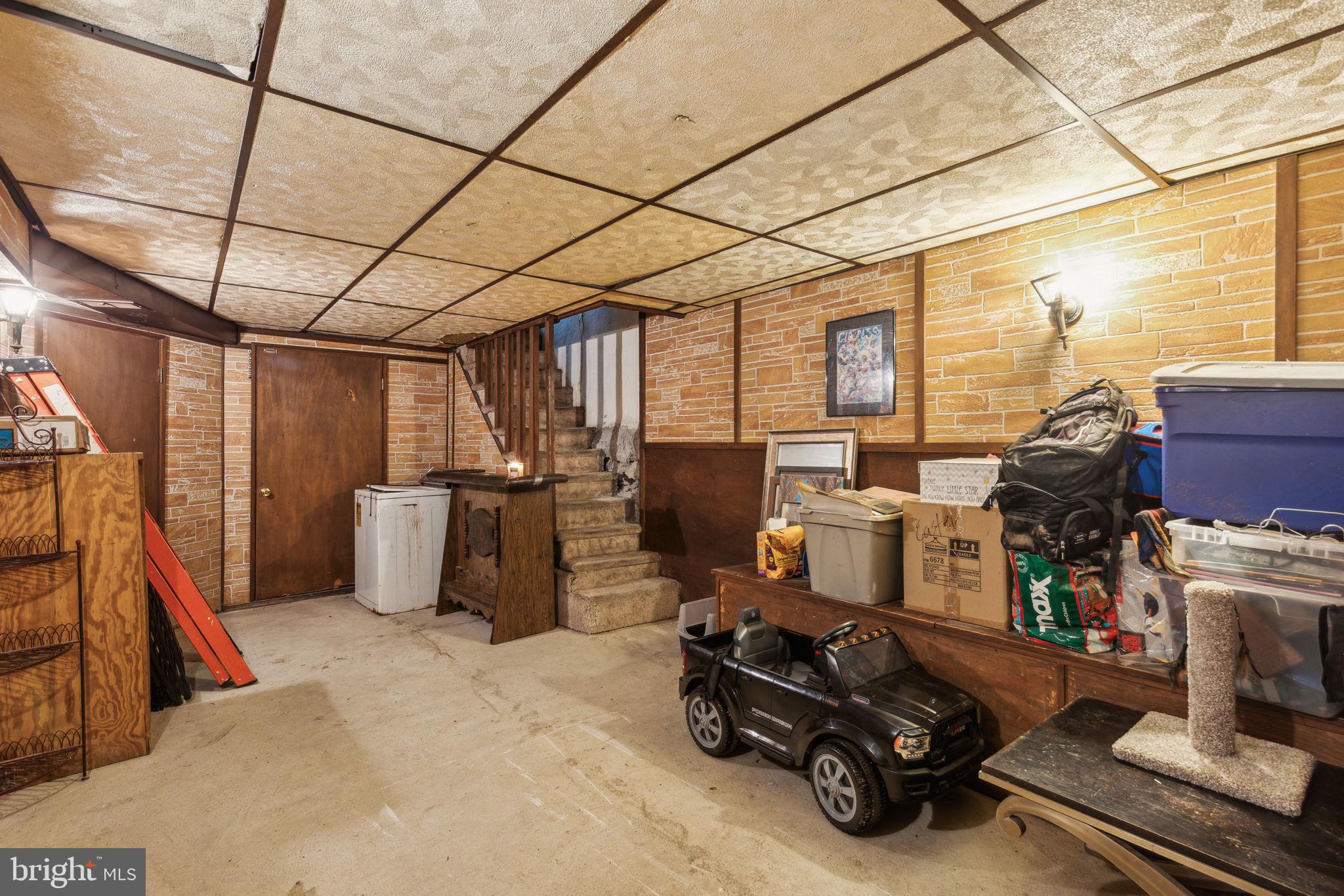 3164 CEDAR STREET