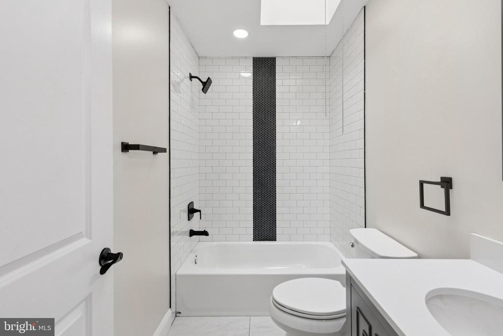 1520 N 57TH STREET