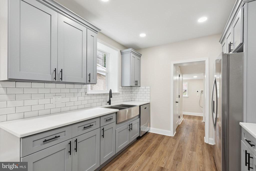 1520 N 57TH STREET