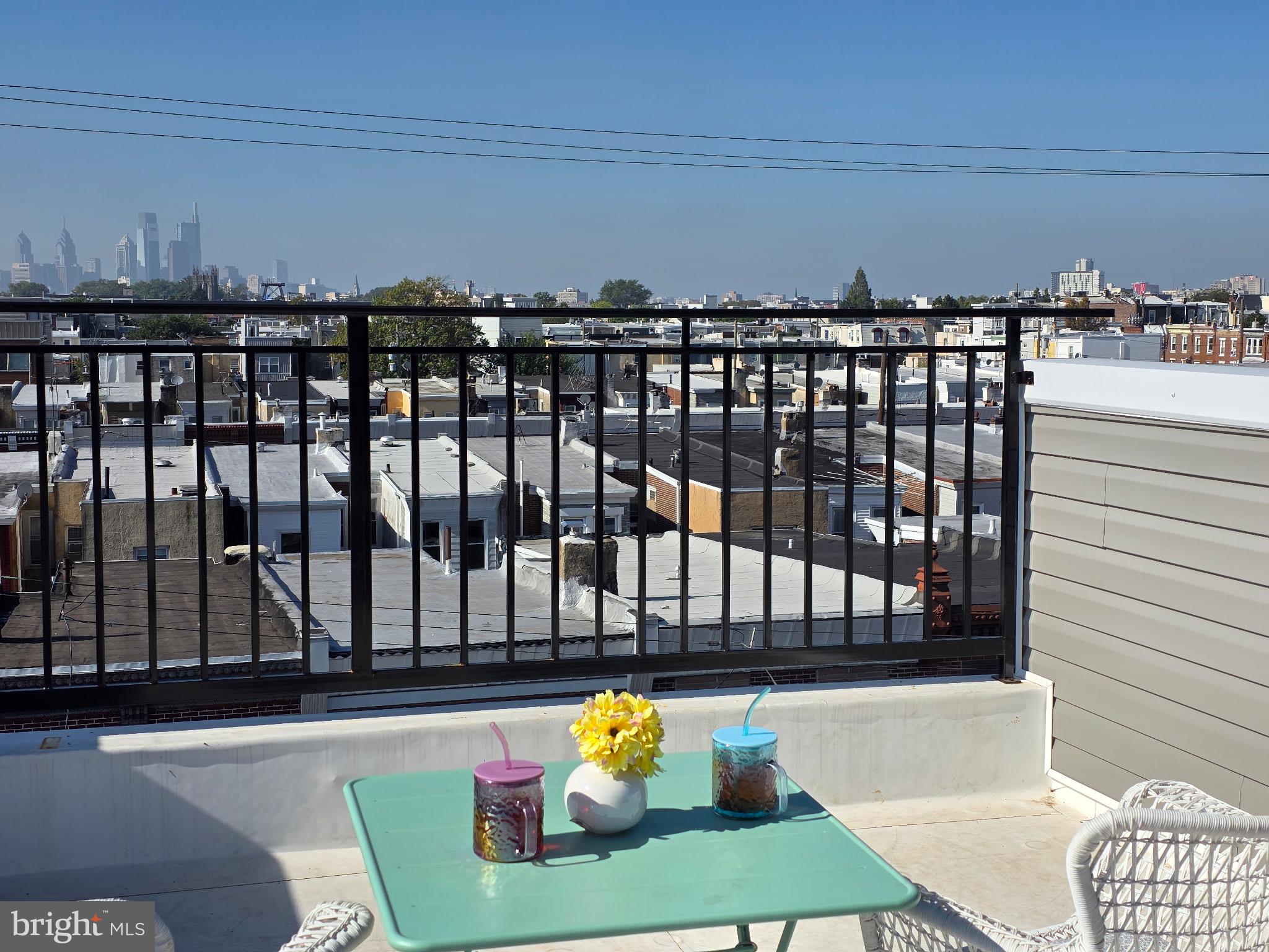 2439 E HUNTINGDON STREET