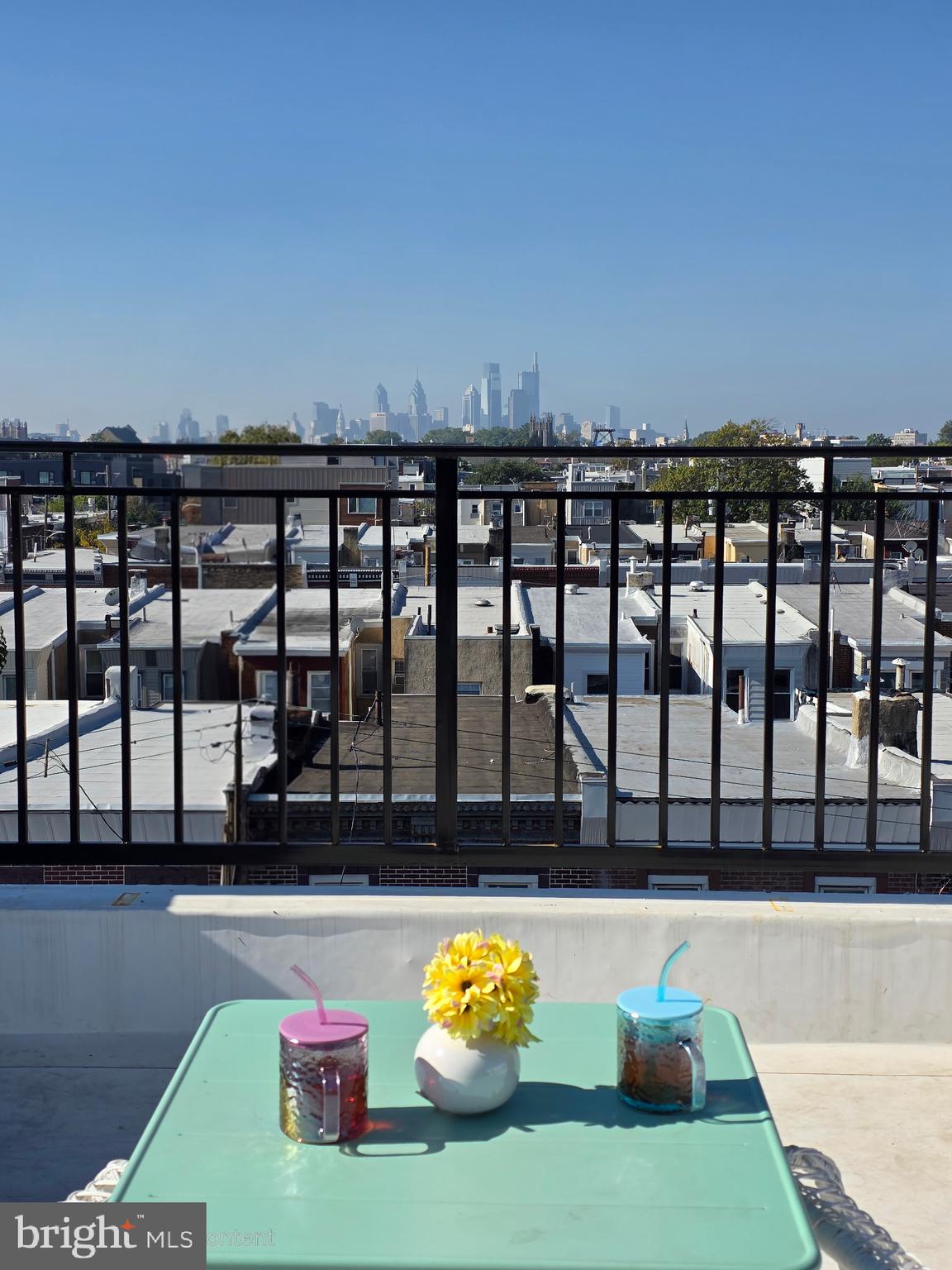 2439 E HUNTINGDON STREET