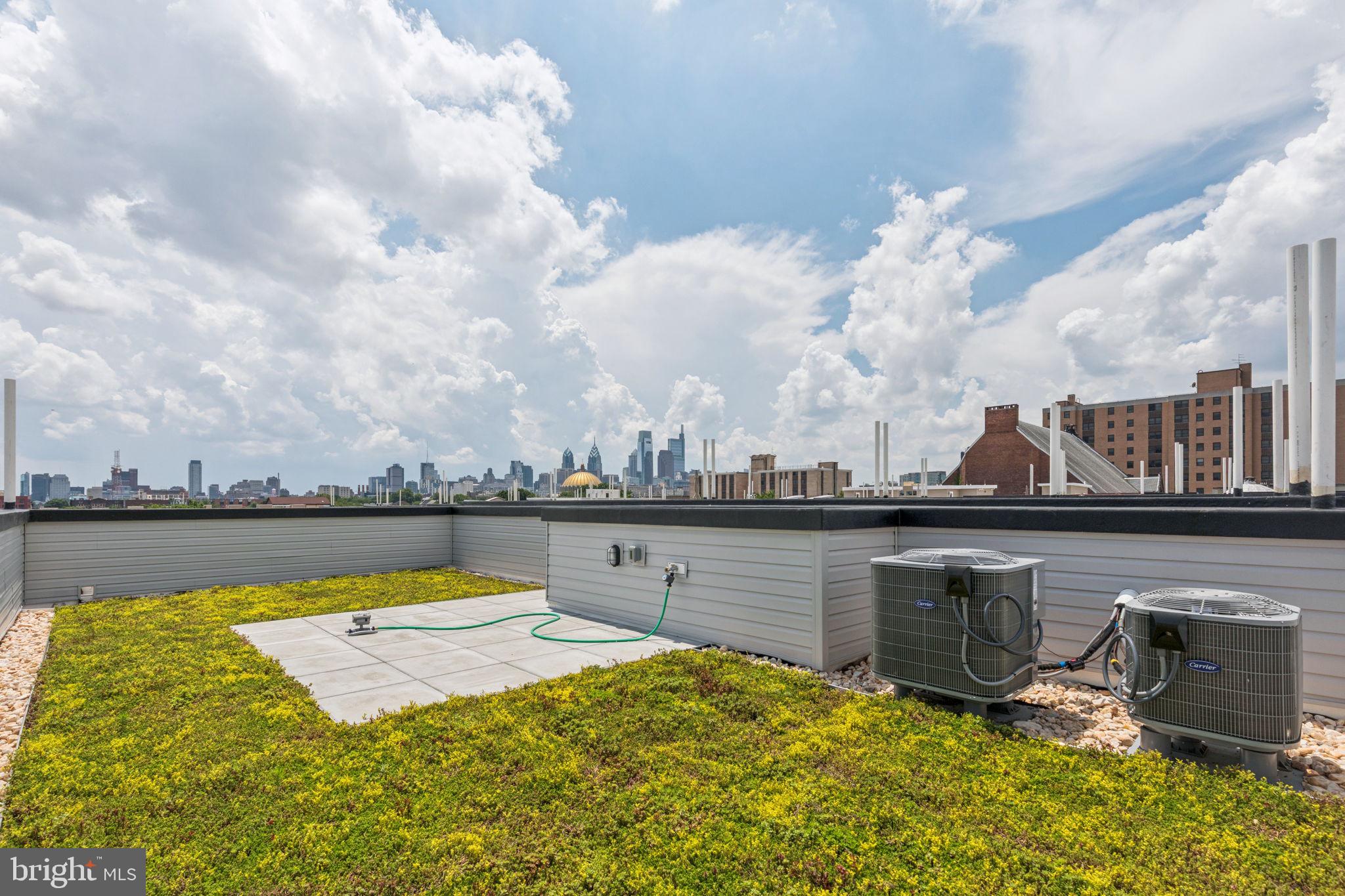 612 N BRENNA WALK