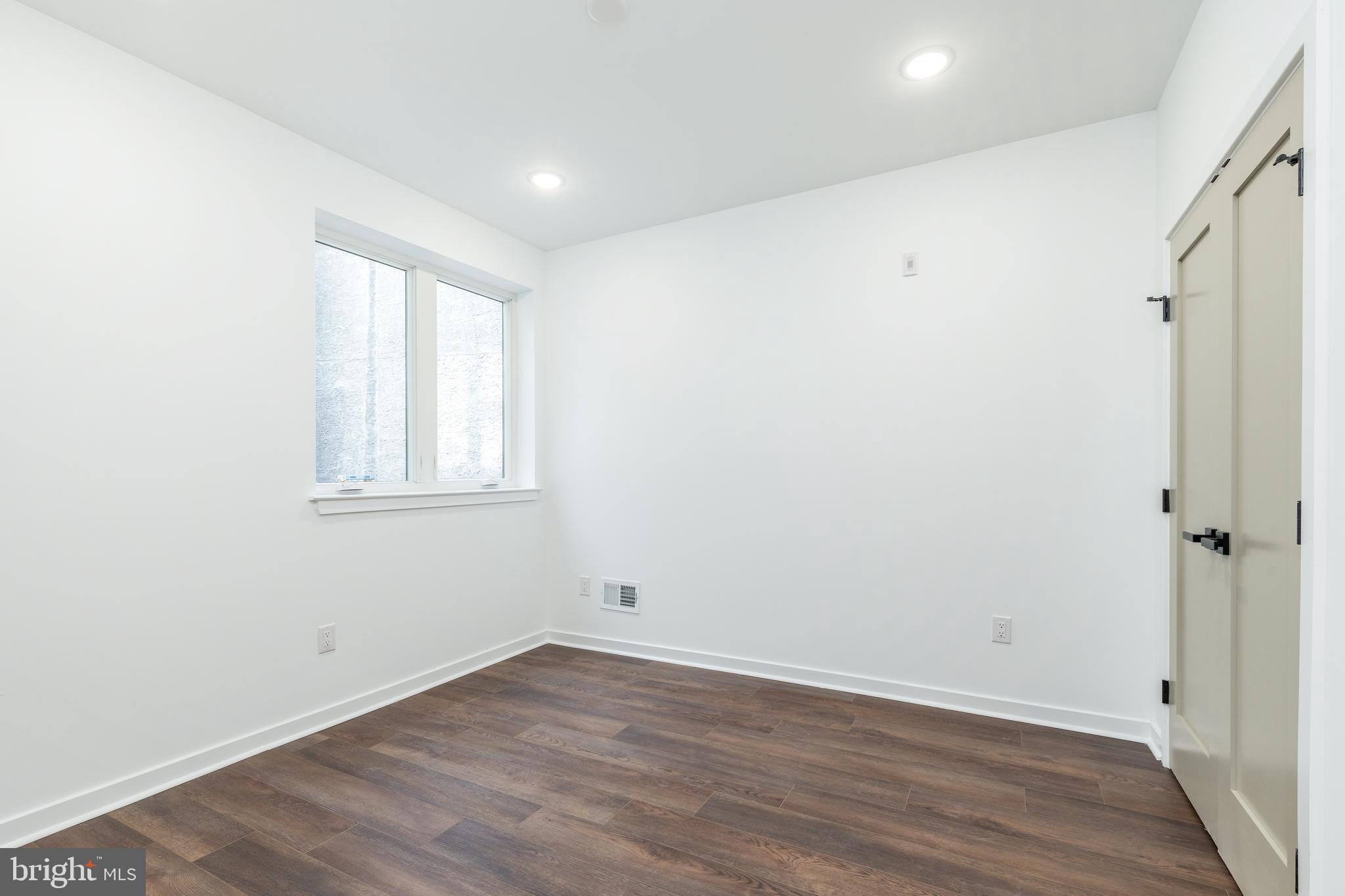 608 S AMERICAN STREET 2