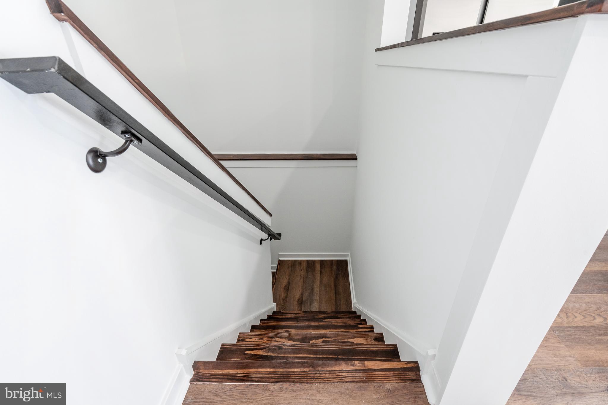 608 S AMERICAN STREET 2