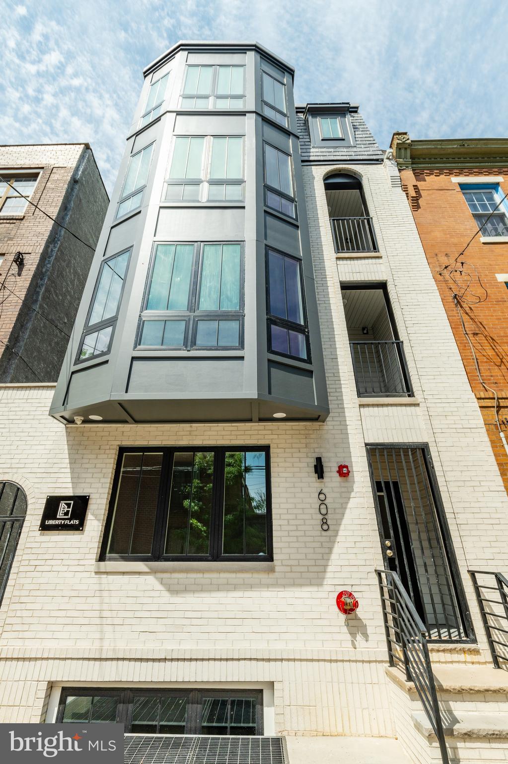 608 S AMERICAN STREET 2