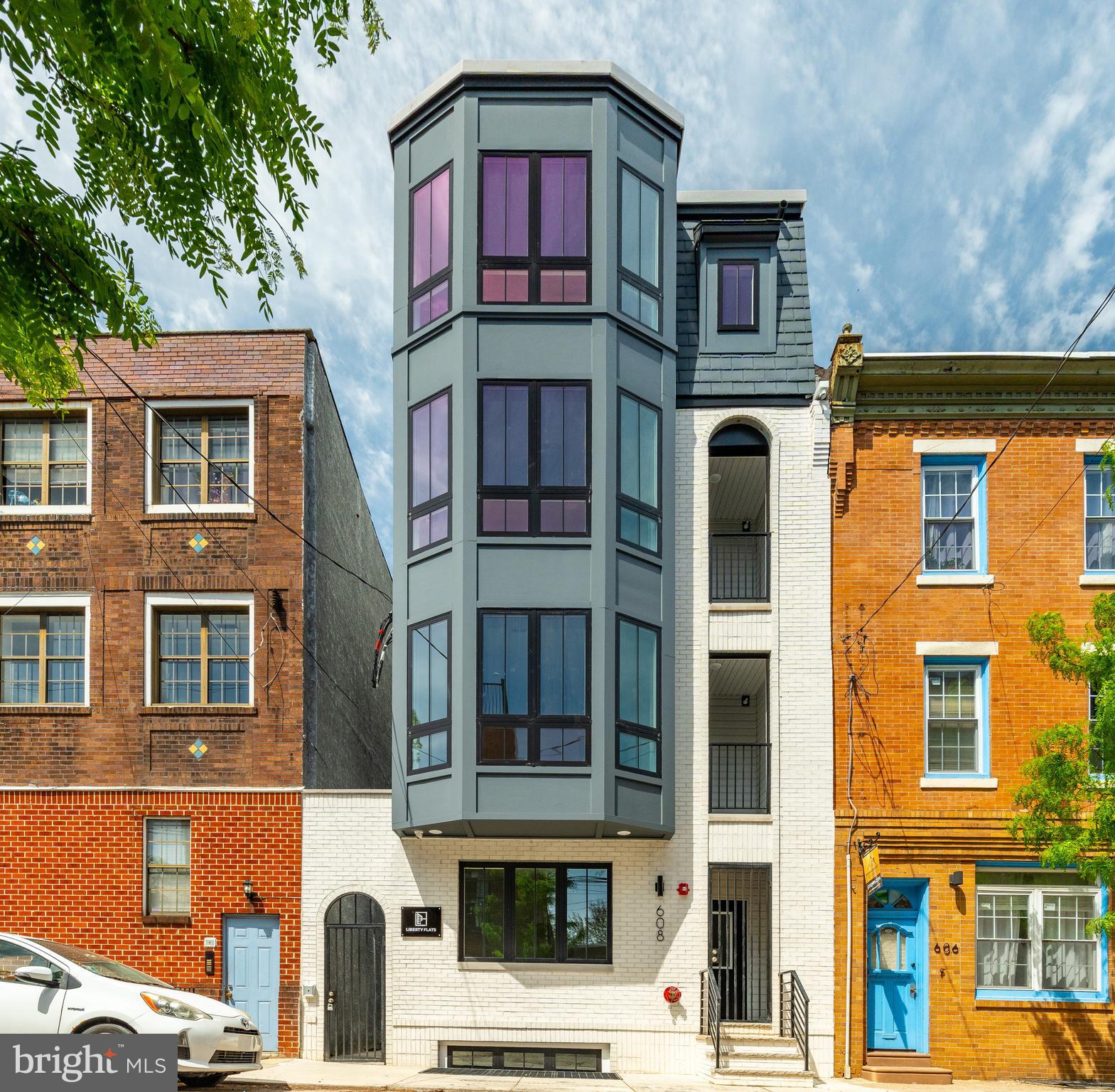 608 S AMERICAN STREET 2