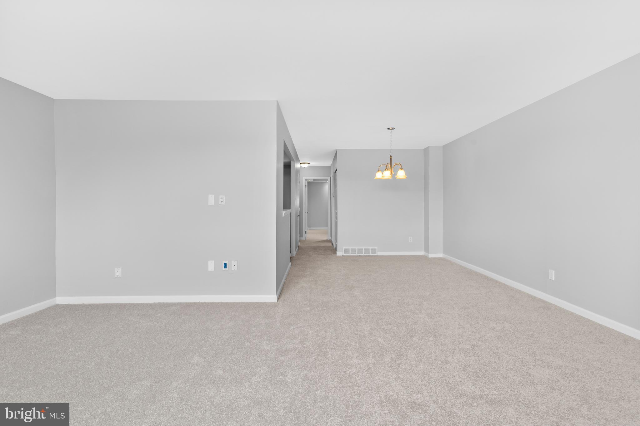 3326 ELLISTON CIRCLE