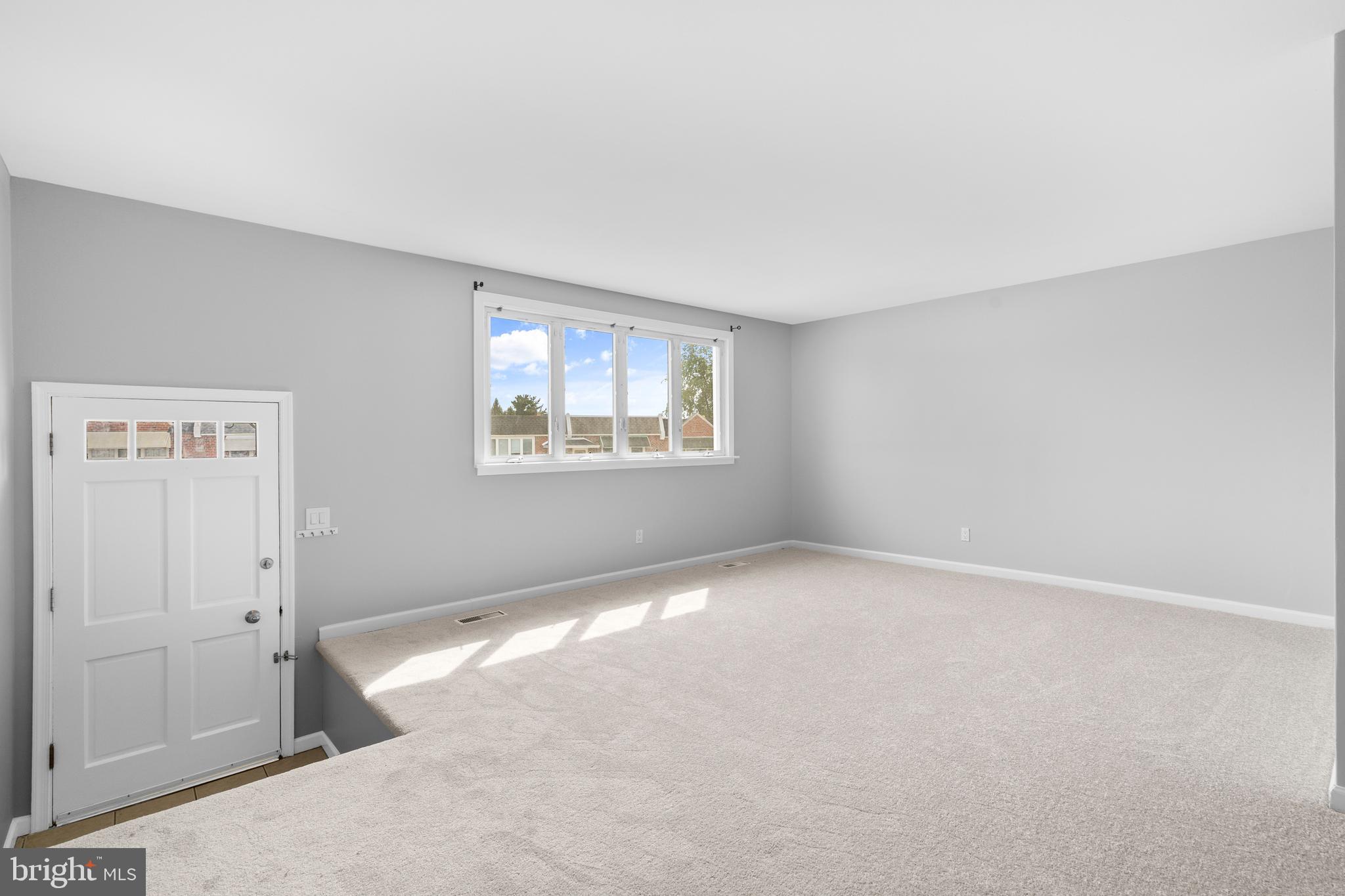 3326 ELLISTON CIRCLE